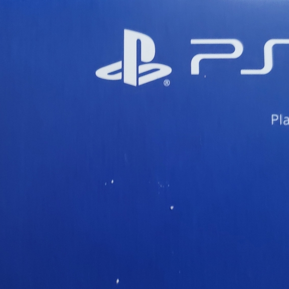 PS5 - Picture 5 of 6